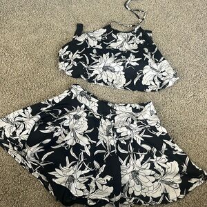 Two piece set size small